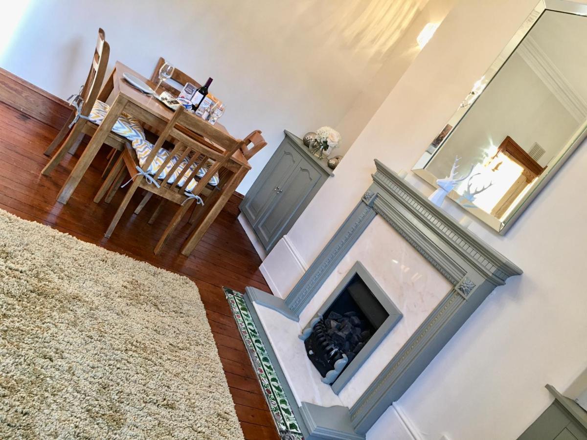 Cosy 2 Bedroom Central Apartment - Free Parking, Free Wifi Aberdeen Extérieur photo