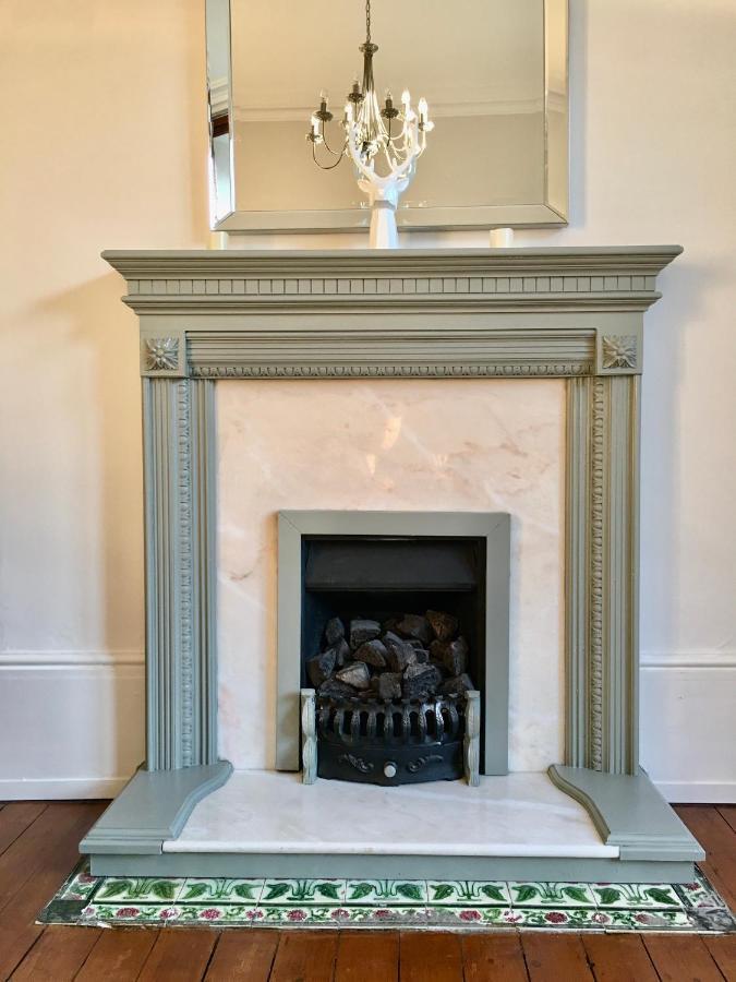 Cosy 2 Bedroom Central Apartment - Free Parking, Free Wifi Aberdeen Extérieur photo